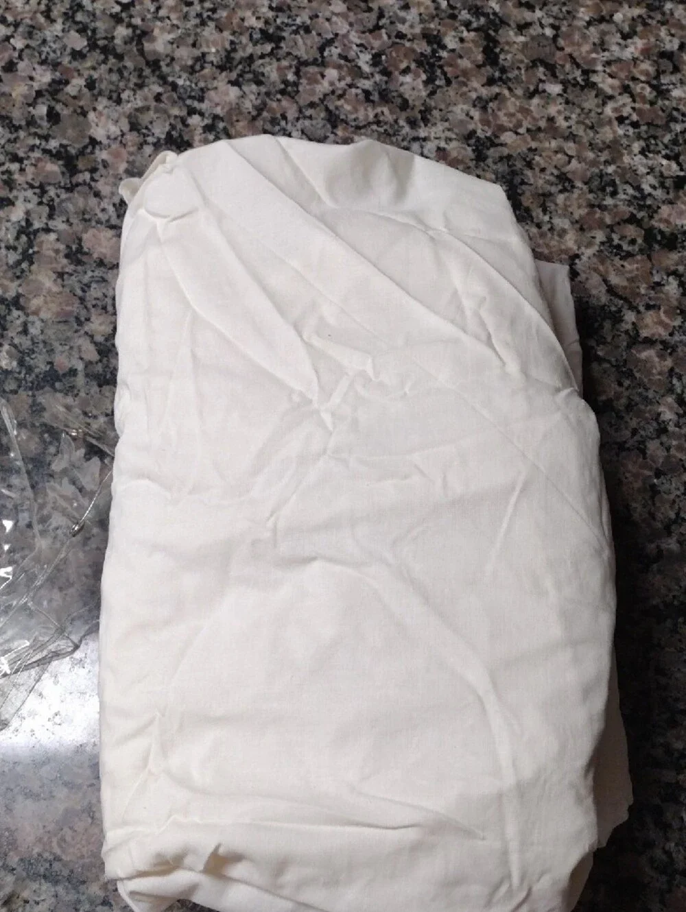 Nautica Classic Cream Queen Ruffled Bed Skirt New in package